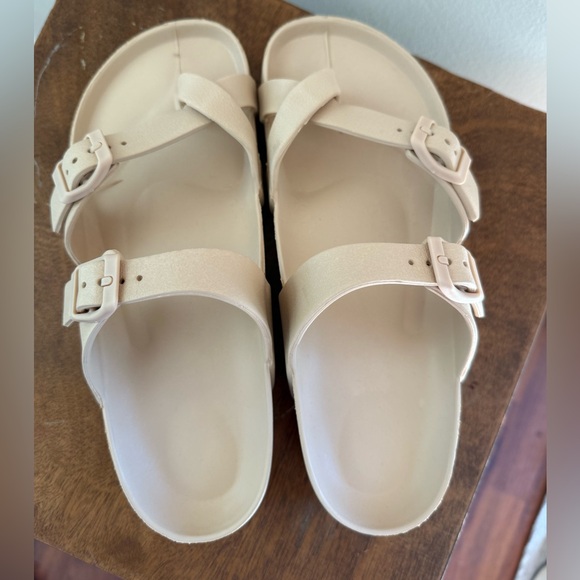 Platform Women's Sandals - Picture 2 of 6